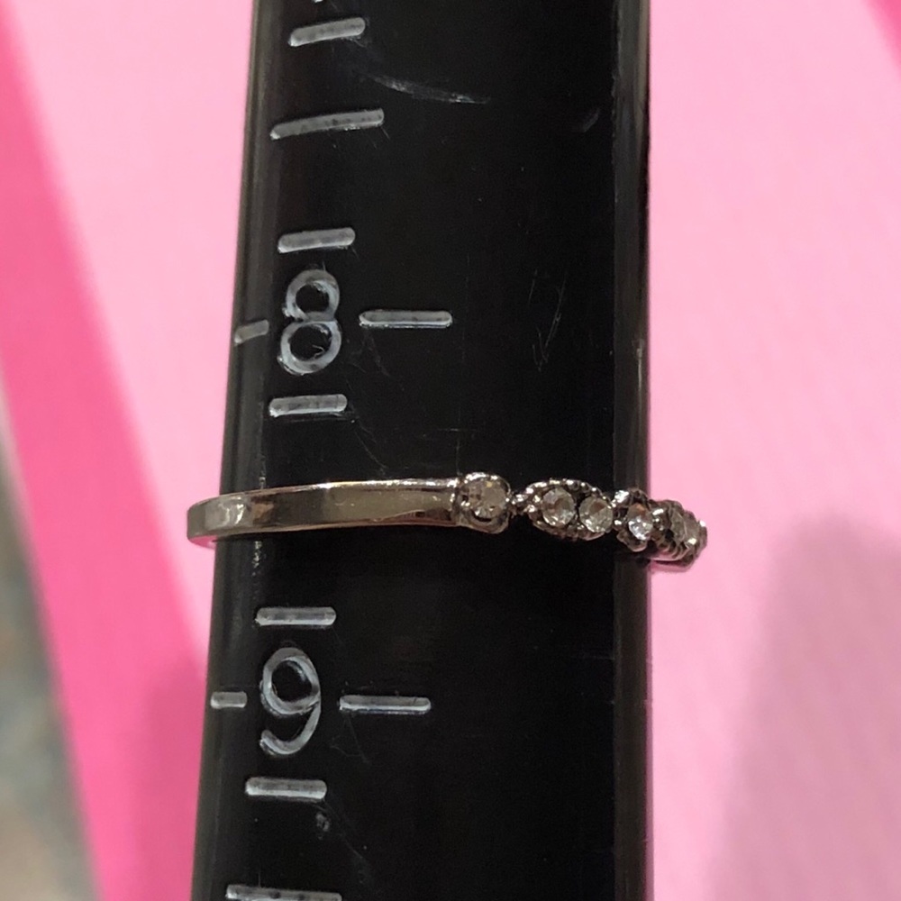 NEW•Silver and CZ promise ring wgf sz 8.5 - Picture 6 of 6